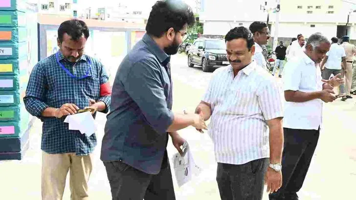 తెలంగాణలో ప్రశాంతంగా నీట్ పీజీ పరీక్ష.. భారీ పోలీస్ బందోబస్తు