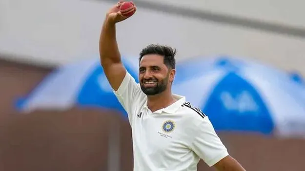 కౌంటీ ఛాంపియన్‌షిప్: ఆకిబ్ నబీకి సర్‌ప్రైజ్ ఛాన్స్.. సర్రే జట్టు తరఫున..