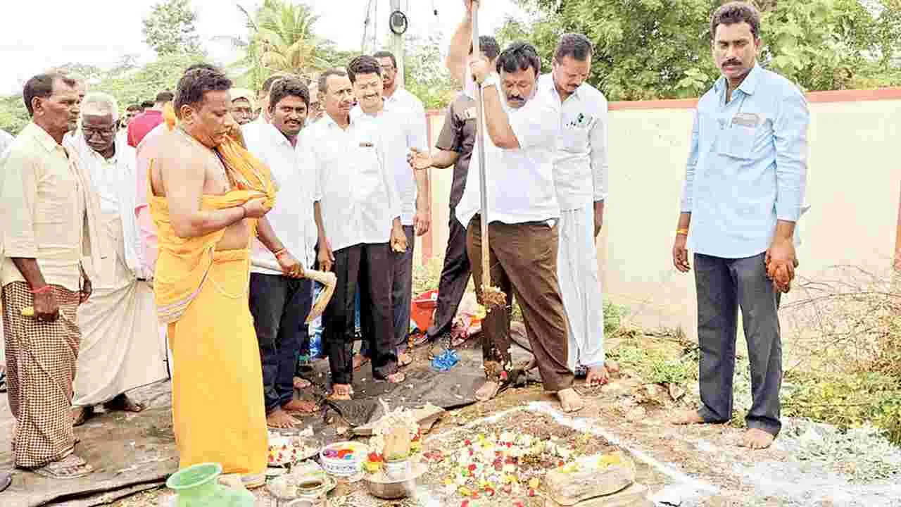 గ్రామాభివృద్ధికి ప్రభుత్వం కృషి