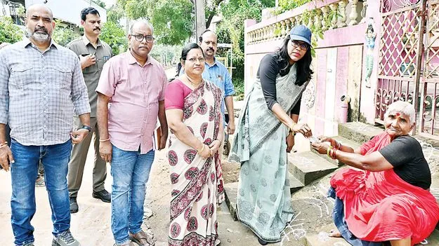 88.30 శాతం పింఛన్లు పంపిణీ 