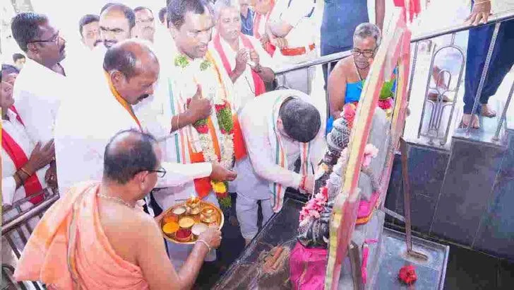 జగిత్యాల జిల్లాలో అభివృద్ధి పనులకు మంత్రుల శంకుస్థాపన