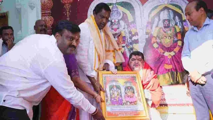 జగిత్యాల జిల్లాలో అభివృద్ధి పనులకు మంత్రుల శంకుస్థాపన