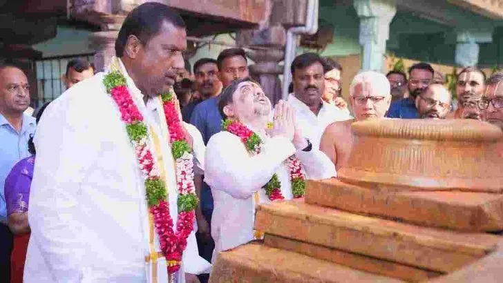 జగిత్యాల జిల్లాలో అభివృద్ధి పనులకు మంత్రుల శంకుస్థాపన