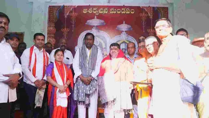 జగిత్యాల జిల్లాలో అభివృద్ధి పనులకు మంత్రుల శంకుస్థాపన