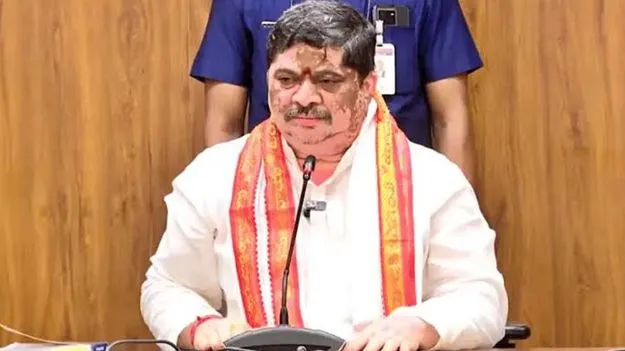 కల్యాణ లక్ష్మి దరఖాస్తులు వేగంగా పరిష్కరించండి
