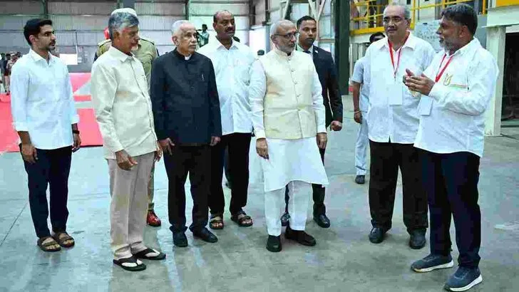 గౌర్మెట్‌ పాప్‌కార్నికా సంస్థ విత్తనాన్ని ఆవిష్కరించిన ఉపరాష్ట్రపతి
