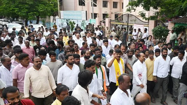 421 నామినేషన్లు దాఖలు