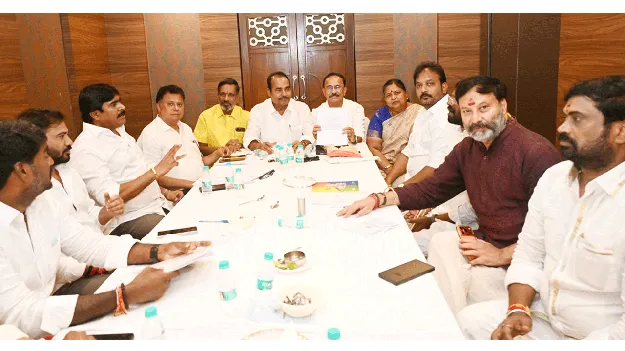ముగిసిన నామినేషన్ల పరిశీలన