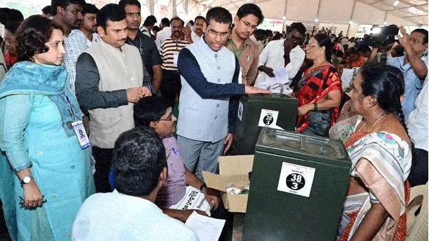 పుర పోరు.... ఎవరిదో జోరు!