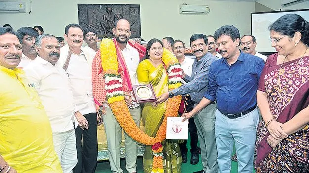సంతృప్తిగా సేవలు అందించాను