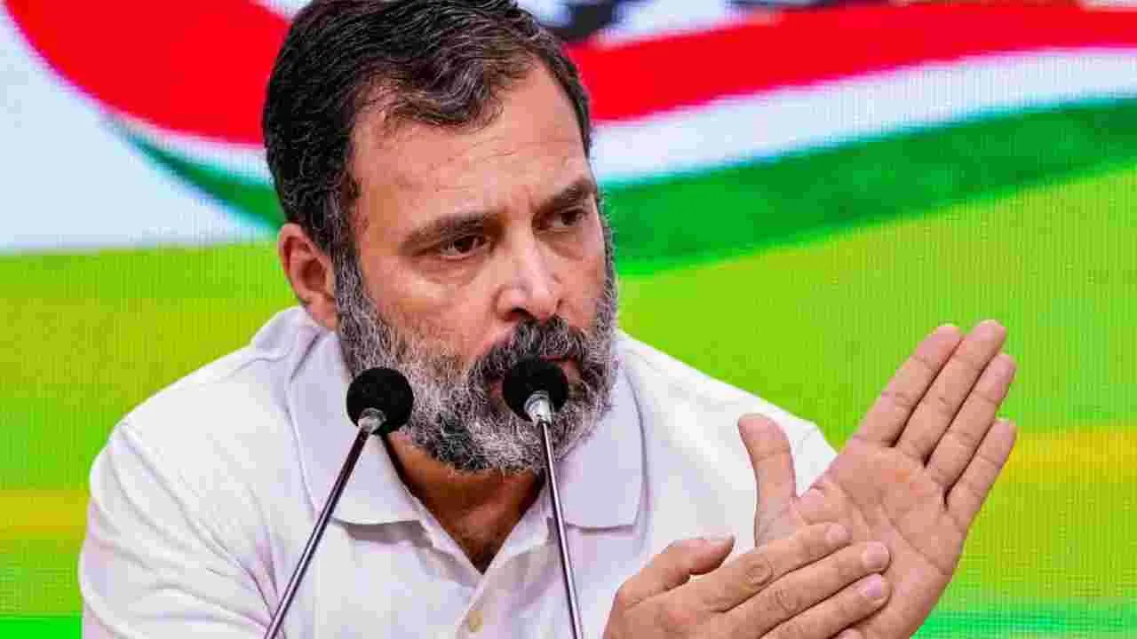 మొదట ఓట్ చోరీ.. ఇప్పుడు పార్టీ చోరీ: రాహుల్ గాంధీ
