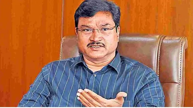 హైడ్రా కమిషనర్‌ రంగనాథ్‌కు ఊరట