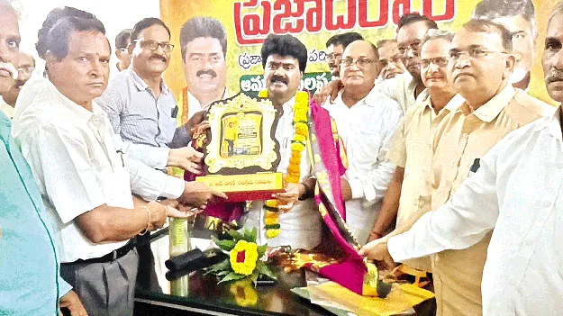 బీఆర్‌నగర్‌ సమస్యల పరిష్కారానికి కృషి 