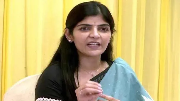 ఆత్మకూరు కేజీబీవీ ఘటనపై మహిళా కమిషన్ సీరియస్