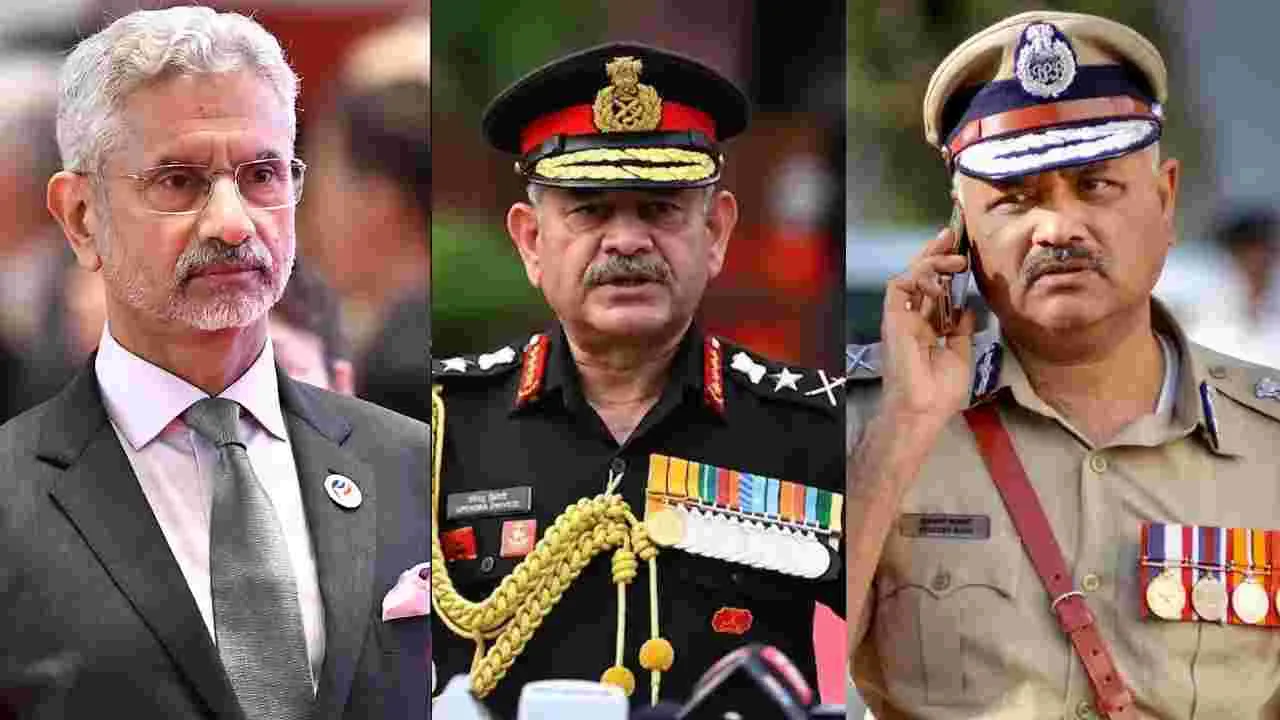 కేంద్ర మంత్రి జైశంకర్, ఆర్మీ మాజీ చీఫ్, సీబీఐ డైరెక్టర్కు ‘సర్’ నోటీసులు – politics కేంద్ర మంత్రి జైశంకర్, ఆర్మీ మాజీ చీఫ్, సీబీఐ డైరెక్టర్కు ‘సర్’ నోటీసులు – politics