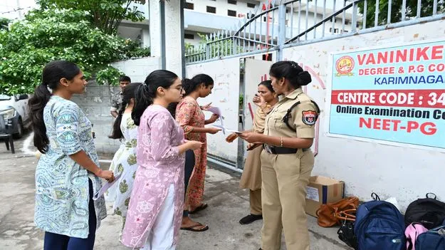 ప్రశాంతంగా నీట్‌ పీజీ 