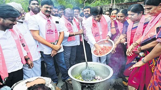 కాంగ్రెస్‌ ప్రభుత్వానికి ప్రజలే గుణపాఠం చెబుతారు 