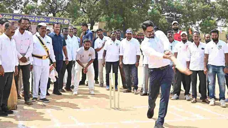 వనపర్తిలో ఛాంపియన్స్ ట్రోఫీ క్రీడా పోటీలు ప్రారంభం
