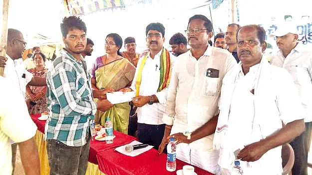 మత్స్యకారుల సంక్షేమమే ధ్యేయం