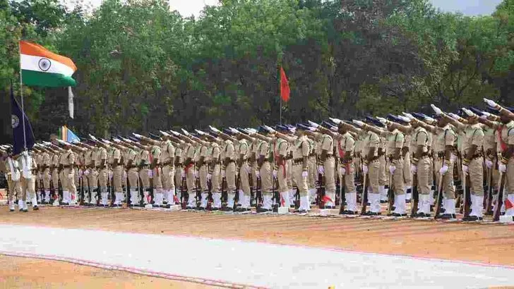 భాకరాపేటలో ఘనంగా పోలీసు కానిస్టేబుళ్ల దీక్షాంత్ పరేడ్
