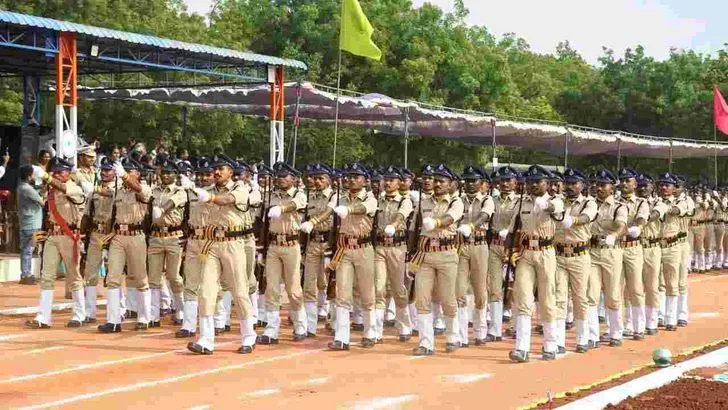 భాకరాపేటలో ఘనంగా పోలీసు కానిస్టేబుళ్ల దీక్షాంత్ పరేడ్