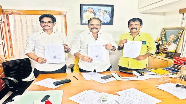 కూటమిలో ప్రాదేశిక సీట్లు సర్దుబాటు