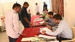 గుర్తింపు సంఘం ఎన్నికల పోలింగ్.. ఓటు హక్కు వినియోగించుకుంటున్న ఆర్టీసీ కార్మికులు