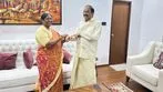 రాఖీ పౌర్ణమి సందర్భంగా మంత్రి తుమ్మల నాగేశ్వరరావుకు రాఖీ కట్టిన సీతక్క