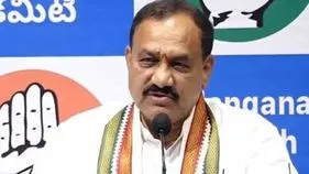 కేసీఆర్‌ కుటుంబ భూములపై విచారణ జరగాల్సిందే..