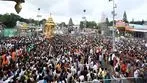 తిరుమలలో స్వర్ణరథోత్సవంపై శ్రీవారు.. పులకించిన భక్తులు