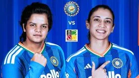 జింబాబ్వేతో తొలి టీ20: కెప్టెన్‌గా స్మృతి.. టాస్ నెగ్గిన భారత్