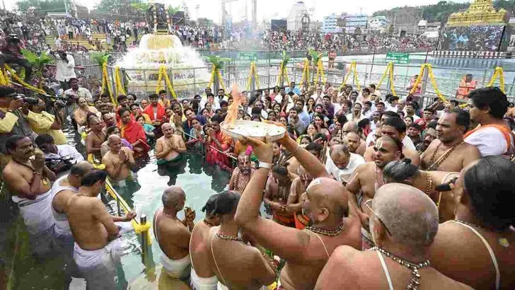 తిరుమలలో ముగిసిన శ్రీవారి బ్రహ్మోత్సవాలు