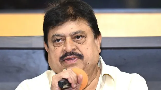 రాష్ట్రపతితో భేటీ తర్వాతా.. రాహుల్‌ పచ్చి అబద్ధాలు చెప్పారు