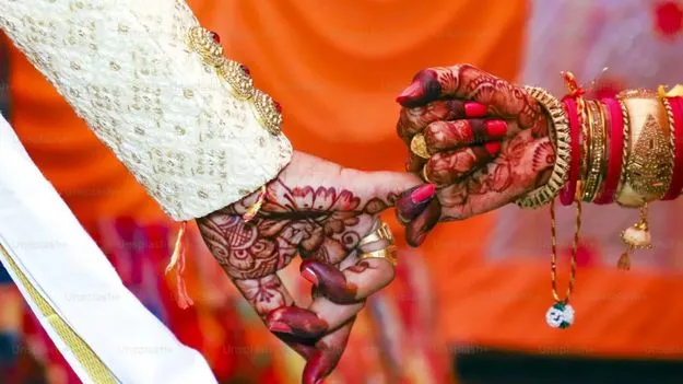 అర్థం చేసుకునేవాళ్లు దొరికితేనే రెండో పెళ్లి 
