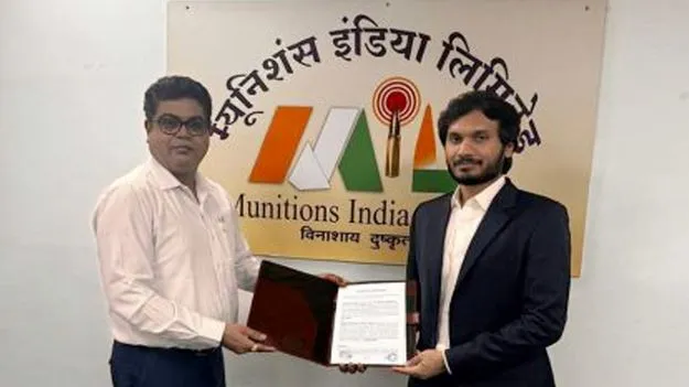 మ్యూనిషన్స్‌ ఇండియాతో డ్రోగో ఏరోస్పేస్‌ జట్టు 