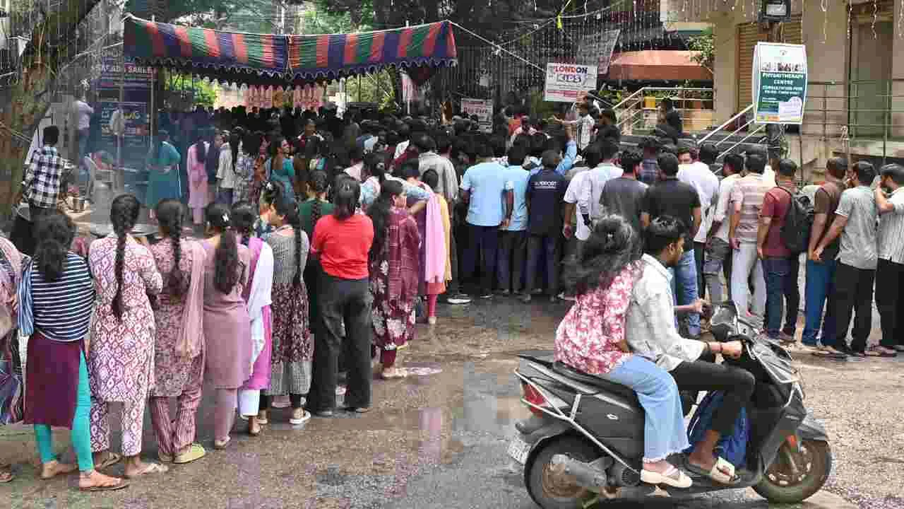 గణపయ్య చెంత.. కమ్మని వంట!