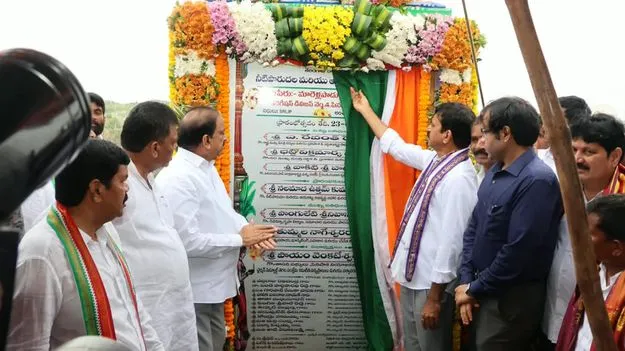 మారెళ్లపాడు ఎత్తిపోతల పథకం ప్రారంభం