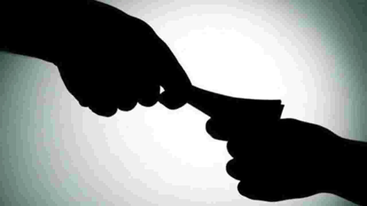 కారుణ్య కొలువు కష్టాలు