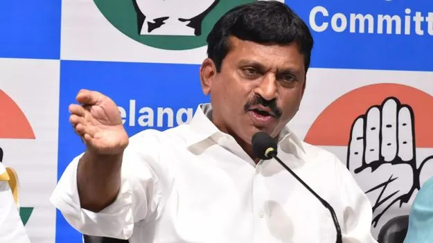 2004 వరకు కేసీఆర్‌కు ఎకరా భూమి లేదు