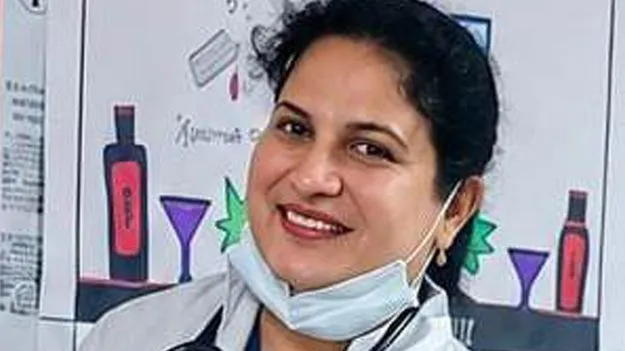 మెడిసిన్‌లో పీజీ పూర్తి చేసిన  తొలి ట్రాన్స్‌జెండర్‌ రూత్‌ జాన్‌పాల్‌