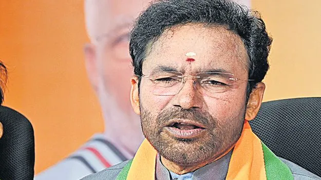 రాష్ట్ర ప్రజలు ఓట్లేసి సీఎంను చేస్తే.. సోనియా కుటుంబం కోసం ప్రాణాలిస్తారా?
