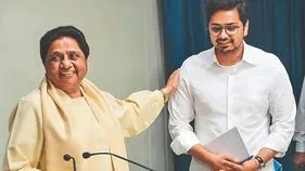 మేనల్లుడిని క్షమించిన మాయావతి.. మరోసారి బీఎస్పీ కన్వీనర్‌గా బాధ్యతలు 