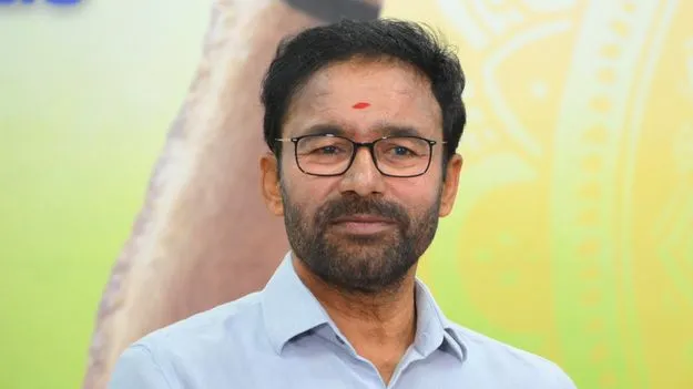కాంగ్రెస్‌ను ఈసీ గెలిపించాలా?