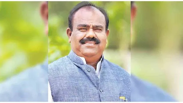 అసెంబ్లీలో నలుగురు విశ్వకర్మ నేతలుండాల్సిందే