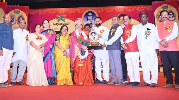 తెలంగాణ విప్లవ సాహిత్యంలో సుద్దాల హనుమంతు చిరస్మరణీయులు 