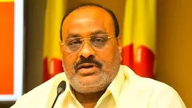 ఉత్తరాంధ్ర, గోదావరి జిల్లాల ప్రజలు అప్రమత్తంగా ఉండండి: మంత్రి అచ్చం నాయుడు