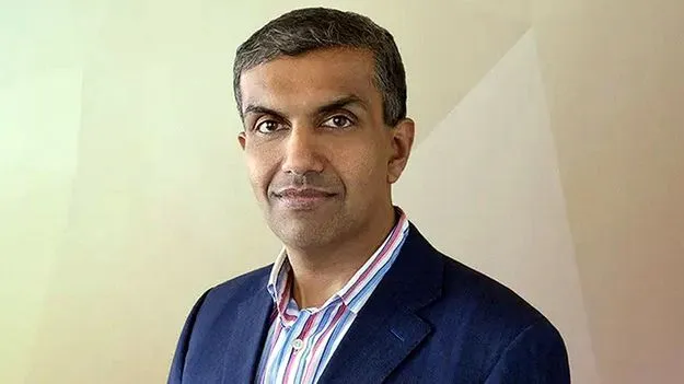 అడోబ్‌ పగ్గాలు అనిల్‌ చక్రవర్తికి! 