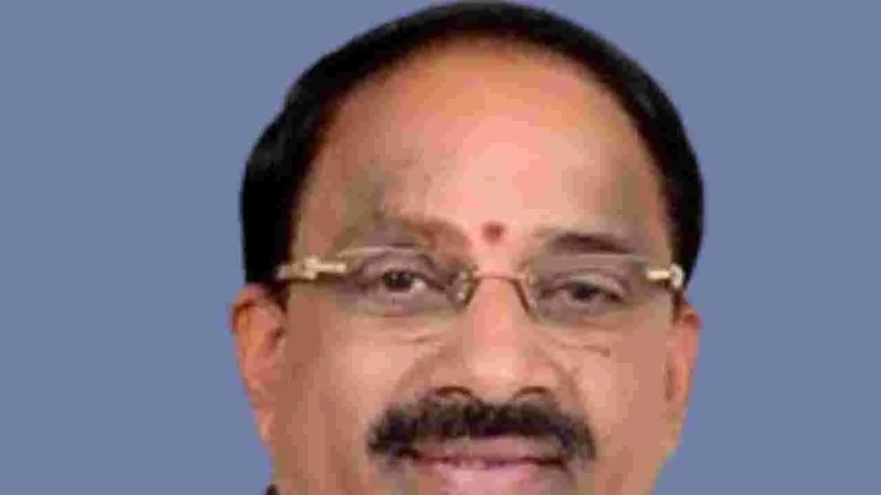 తుమ్మల పని తీరు ఆదర్శనీయం