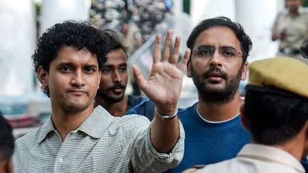 సౌరవ్‌, అశుతోష్‌ విడుదల