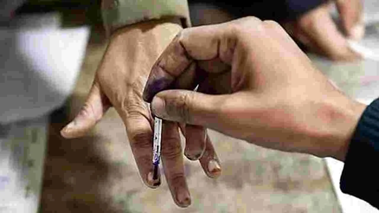 గుజరాత్‌లో బోగస్‌ ఎన్నికల విరాళాల రాకెట్‌